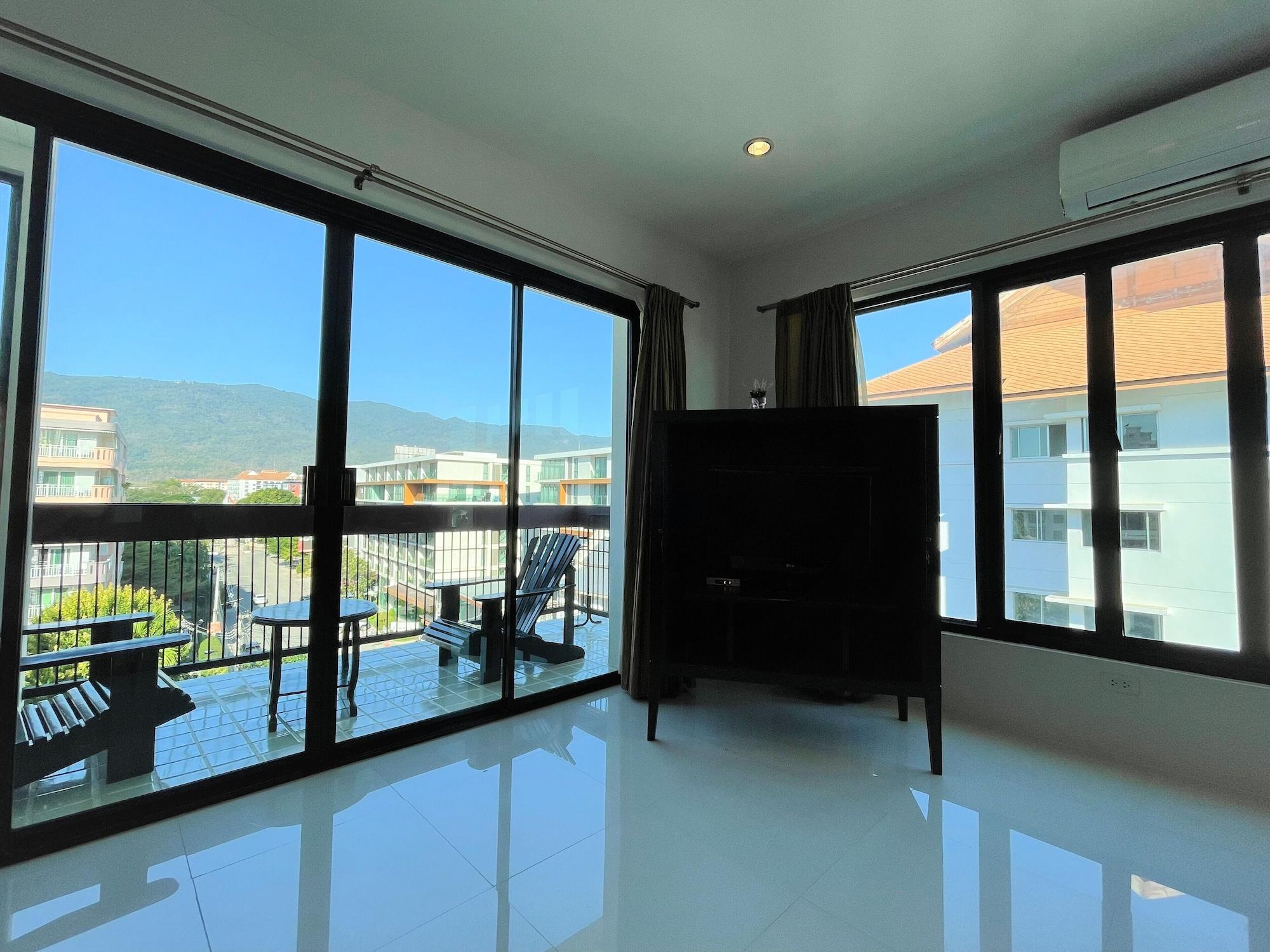 Hotel The Empire Nimman Chiang Mai Esterno foto