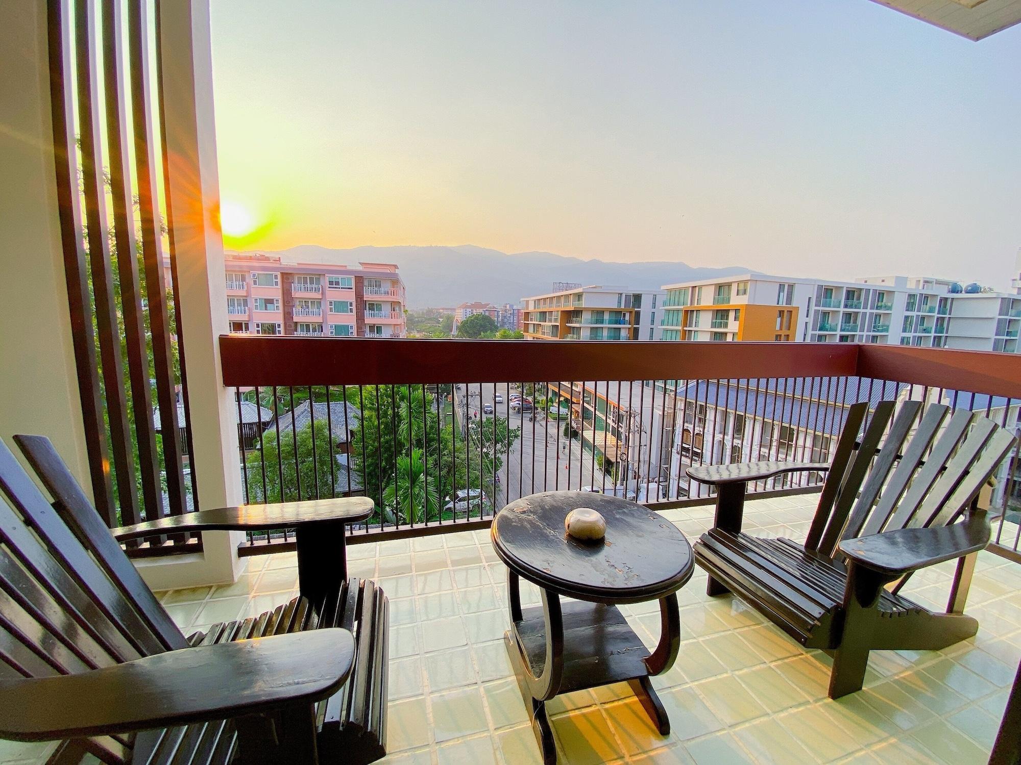 Hotel The Empire Nimman Chiang Mai Esterno foto