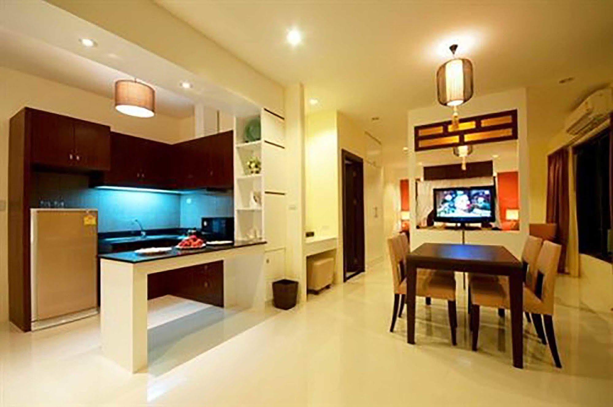 Hotel The Empire Nimman Chiang Mai Esterno foto