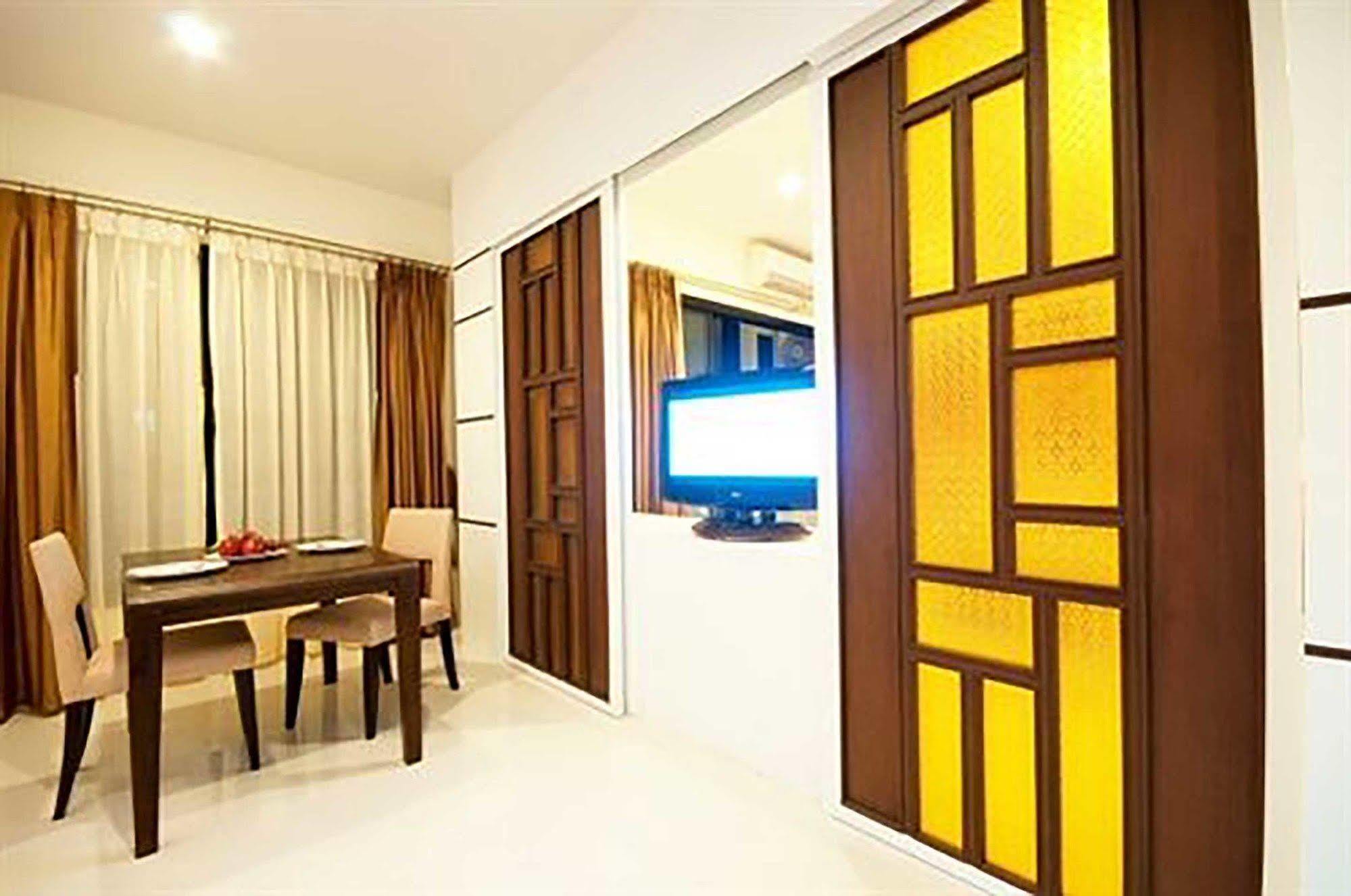 Hotel The Empire Nimman Chiang Mai Esterno foto